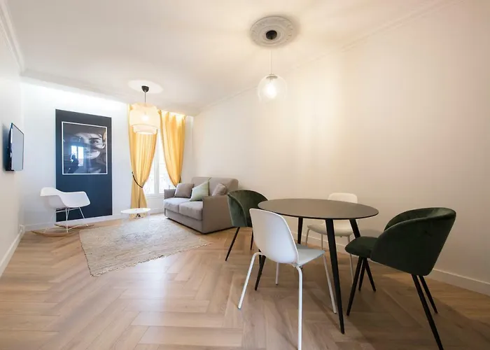 F2 En Duplex דירה Saint-Raphaël
