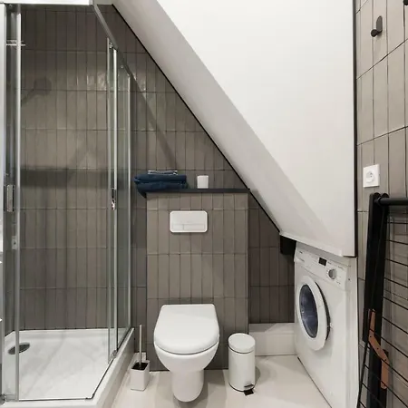 Lägenhet F2 En Duplex