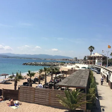 F2 En Duplex Lägenhet Saint-Raphaël